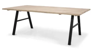 Troense plankebord med sorte ben og massive træplanker